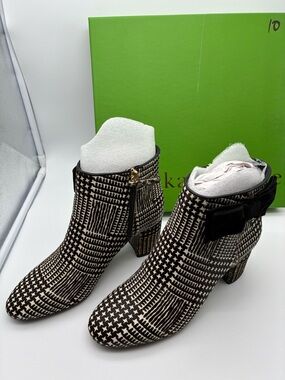 NWB Kate Spade holly bow Black & White Patterned Ankle Boots